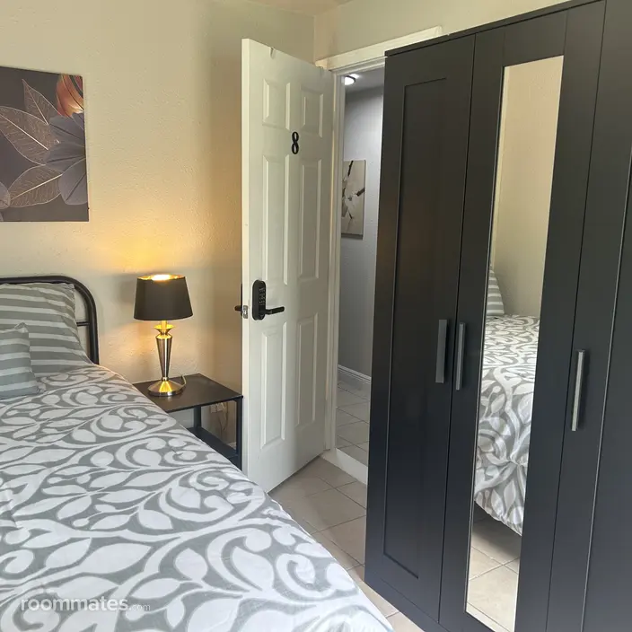 Room for rent in Houston, TX $750, house