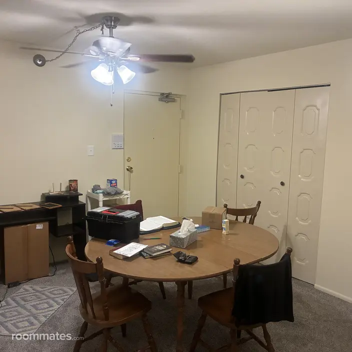 Room for rent in Wheeling, IL $850, apartment