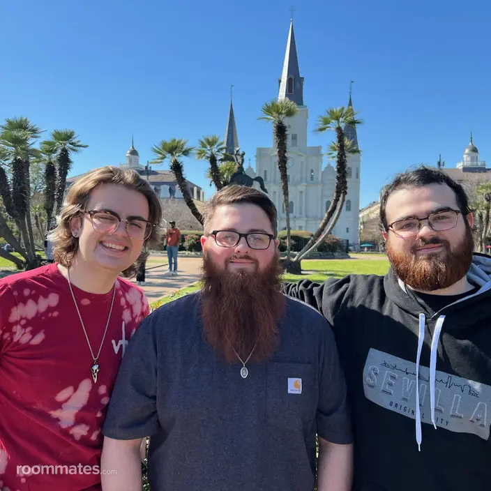 Roommate looking Virginia Beach, VA, $1200