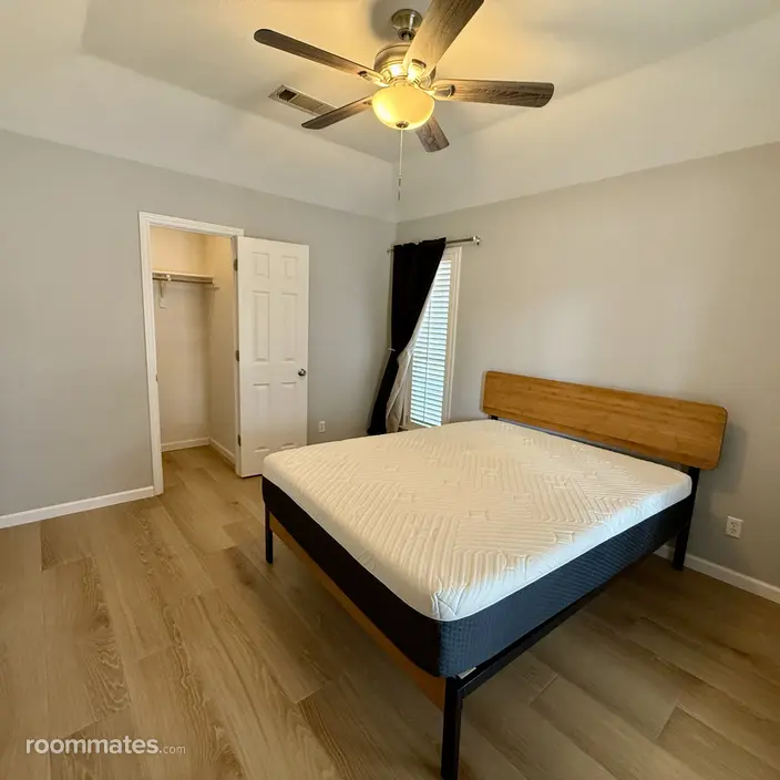 Room for rent in Midland, TX $1050, house