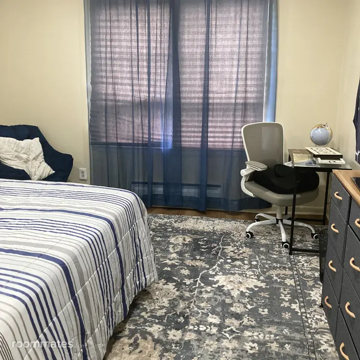 Room for rent in Baltimore, MD $1500, condo