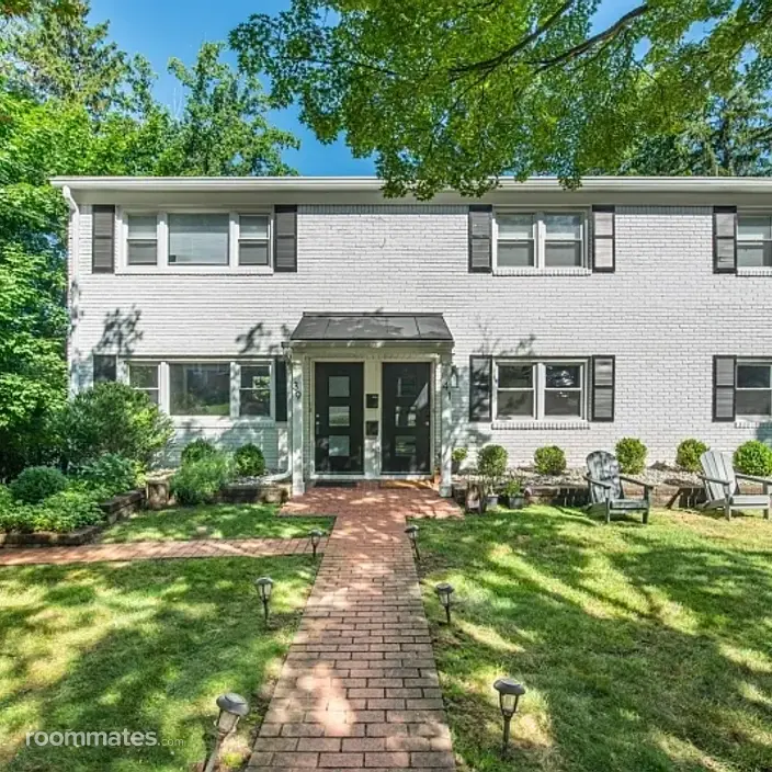 Room for rent in Caldwell, NJ $3750, house