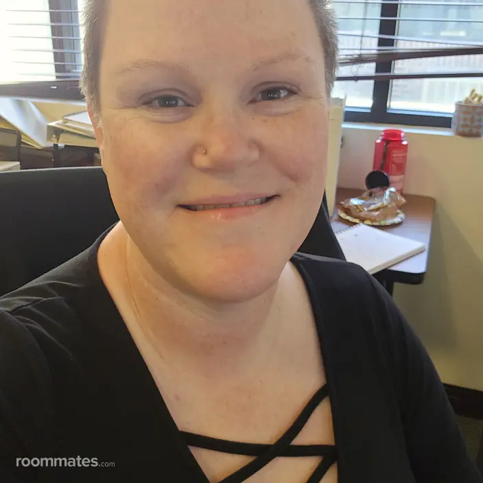 Roommate looking Reno, NV, $1000