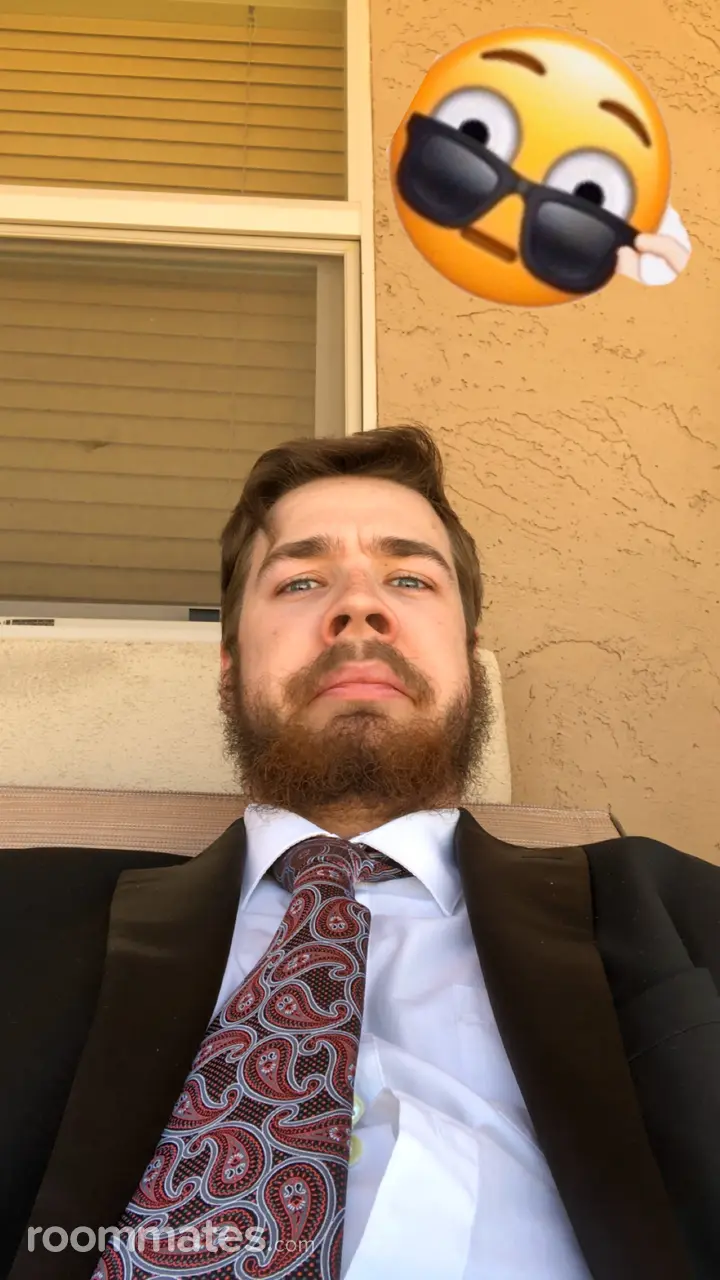 Profile photo 11 of 14