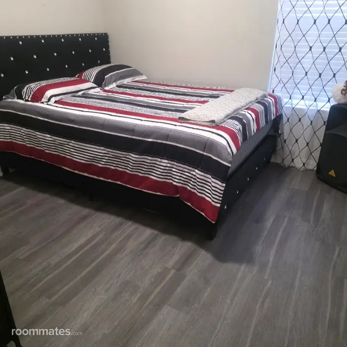 Room for rent in Fort Worth, TX $700, house