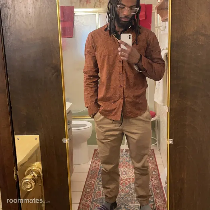 Roommate looking Oswego, IL, $1200