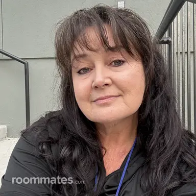 Profile photo of Valerie