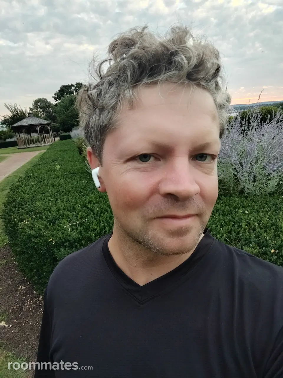 Profile photo 3 of 7
