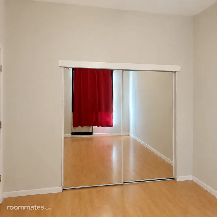 Room for rent in Suisun City, CA $700, house