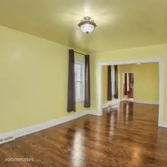 Room for rent in Niagara Falls, NY $1000, house