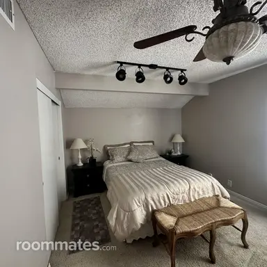 Room for rent in Brea CA $1050, house