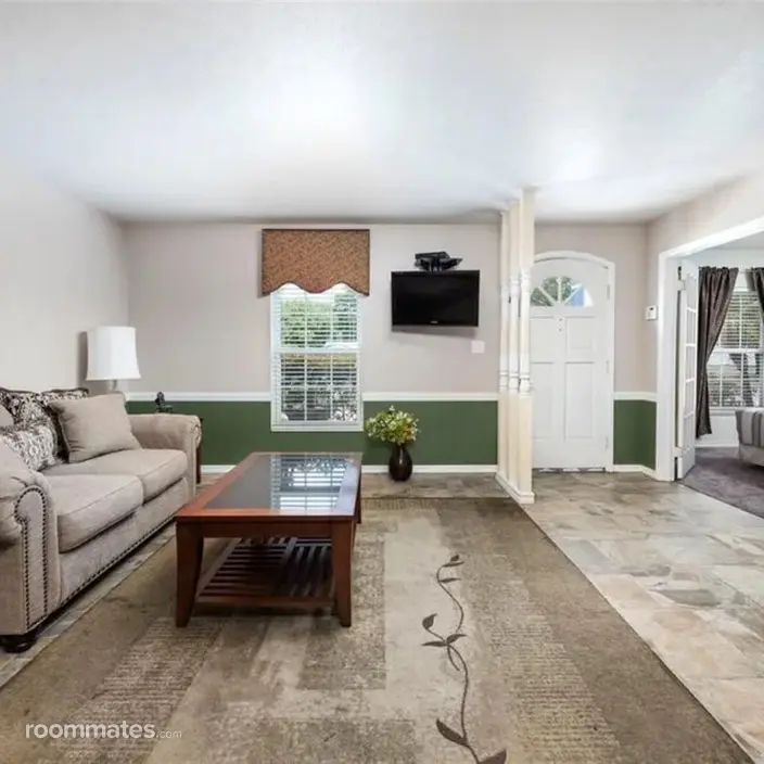 Room for rent in Brandon, FL $900, house