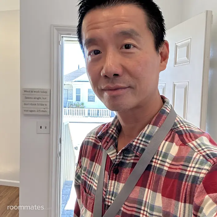 Roommate looking Berkeley, CA, $900