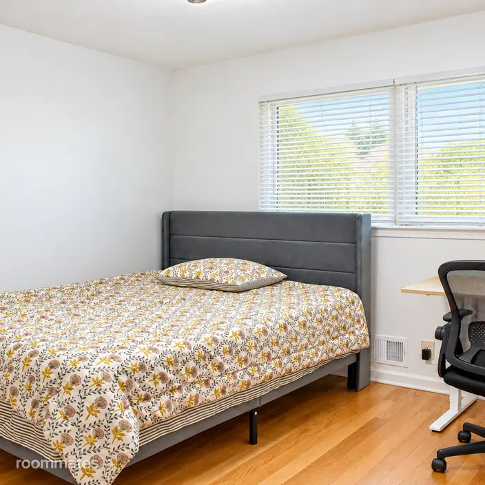 Room for rent in Lawrenceville, GA $800, house