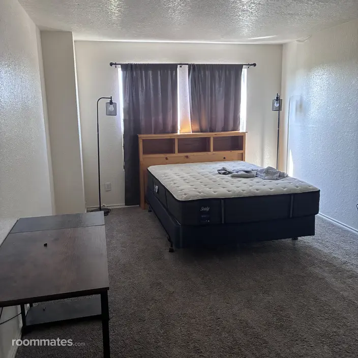 Room for rent in San Antonio, TX $750, house