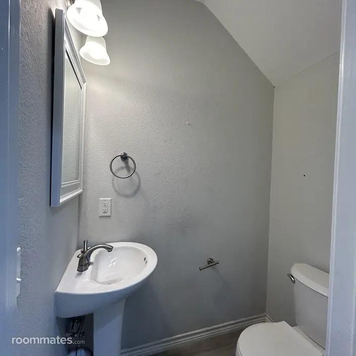 Room for rent in Willis, TX $800, house