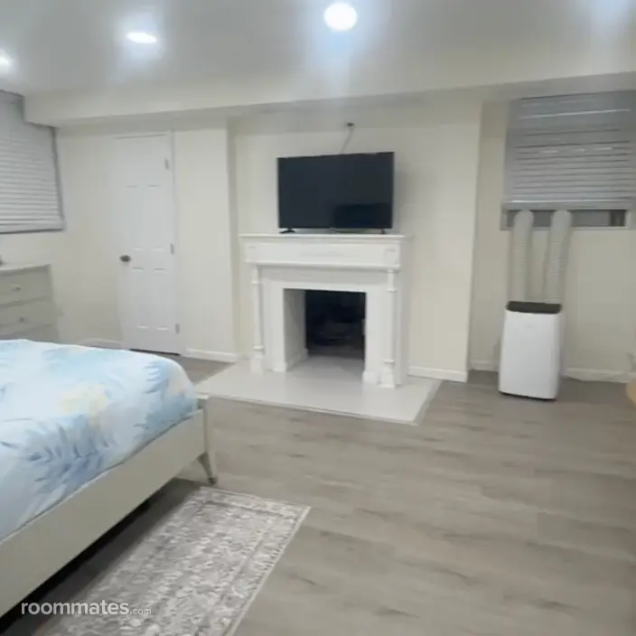 Room for rent in New York, NY $1500, house