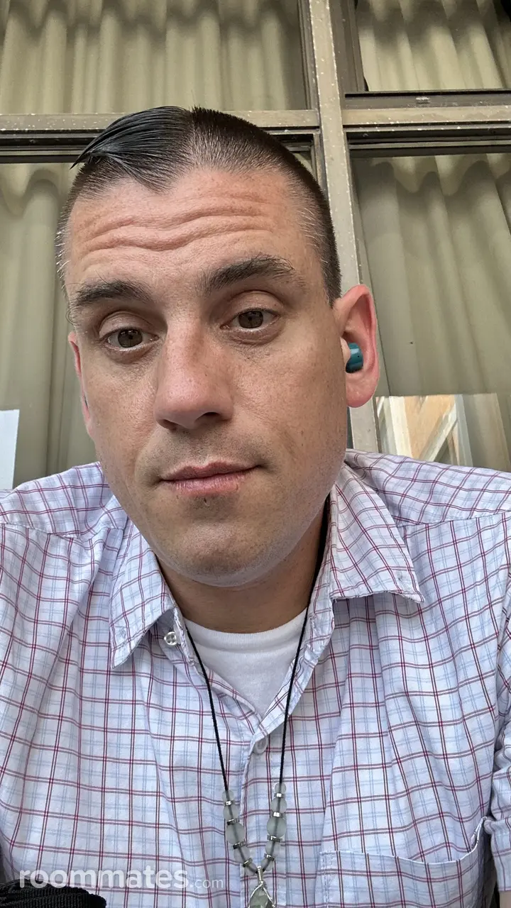 Profile photo 3 of 4