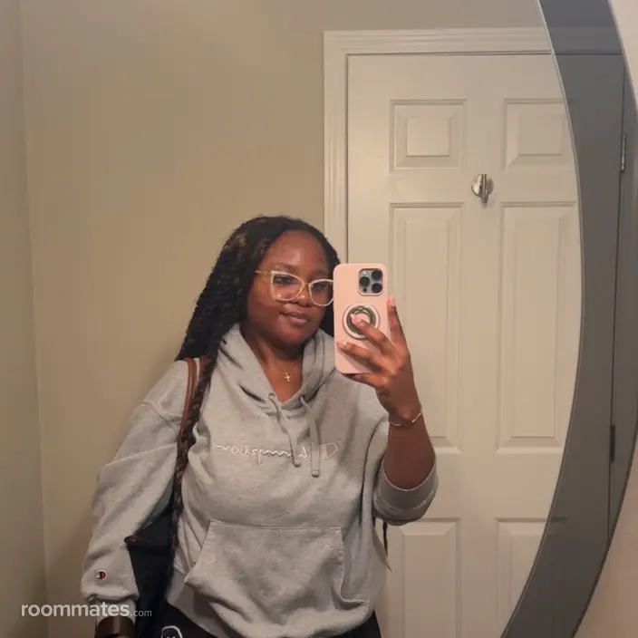 Roommate looking Ypsilanti, MI, $700