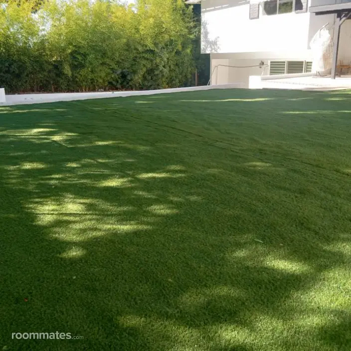 Roommate looking Van Nuys, CA, $400