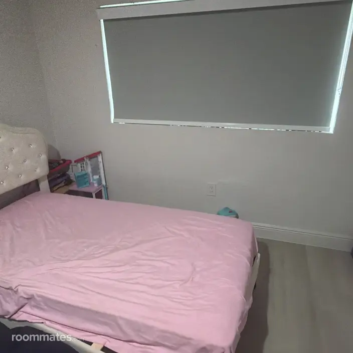 Room for rent in North Miami, FL $1000, apartment