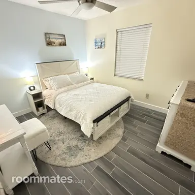 Room for rent in Oldsmar, FL $1250, house