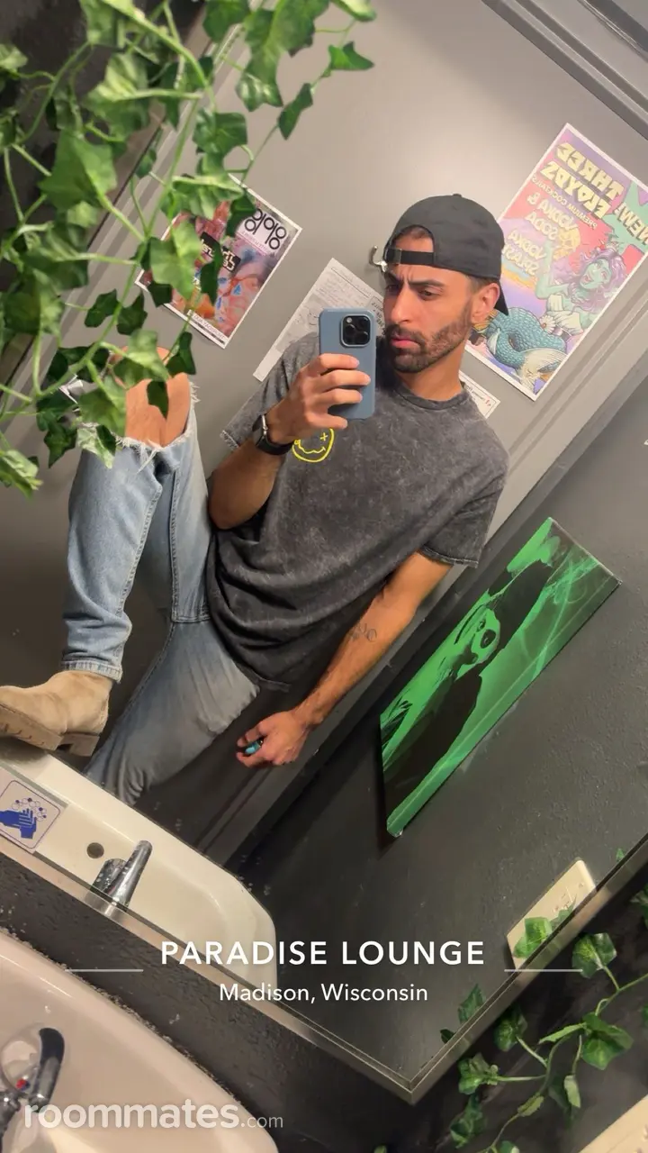 Profile photo 3 of 5