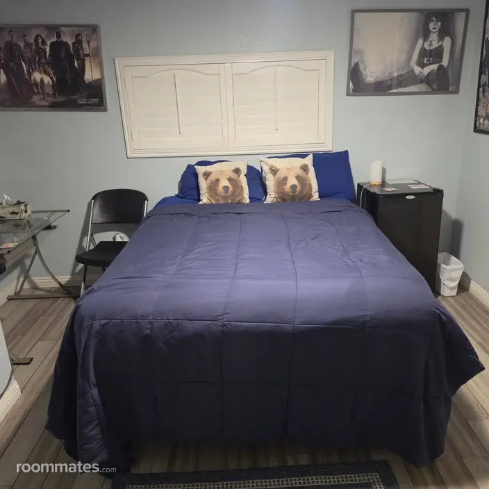 Room for rent in Carson, CA $1100, house