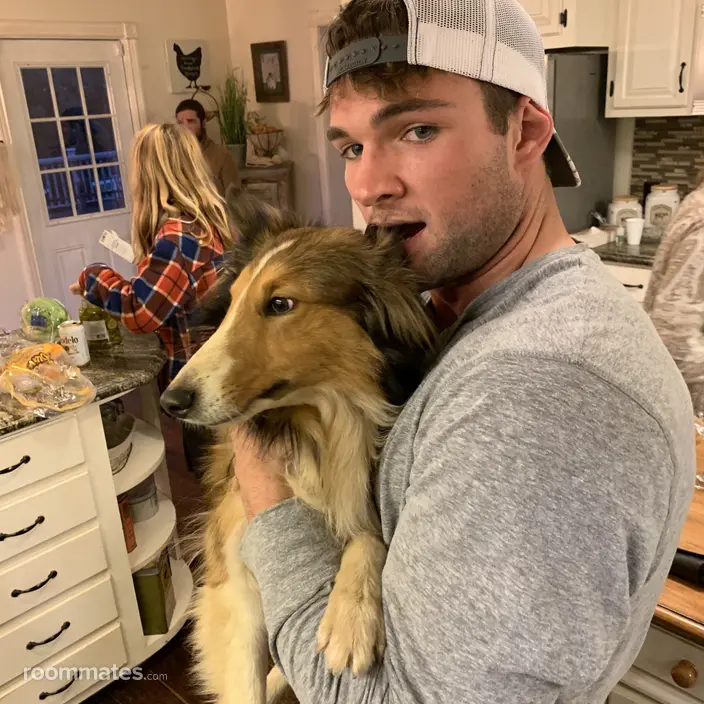 Roommate looking Santee, CA, $1000