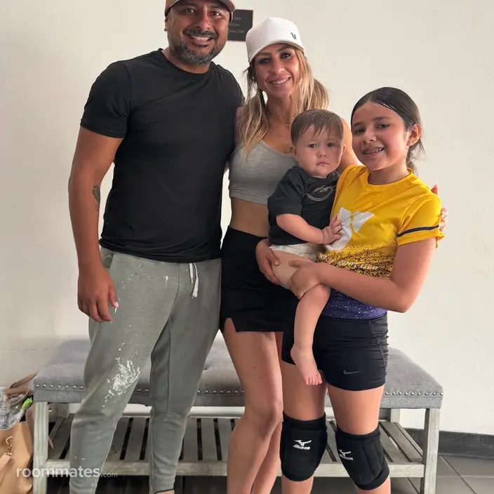 Roommate looking Costa Mesa, CA, $1500