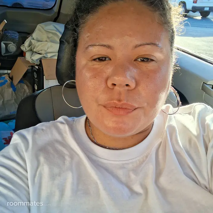 Roommate looking Baldwin Park, CA, $800