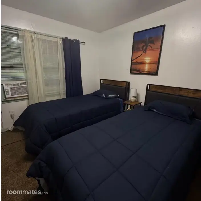Room for rent in Atlanta, GA $1000, house