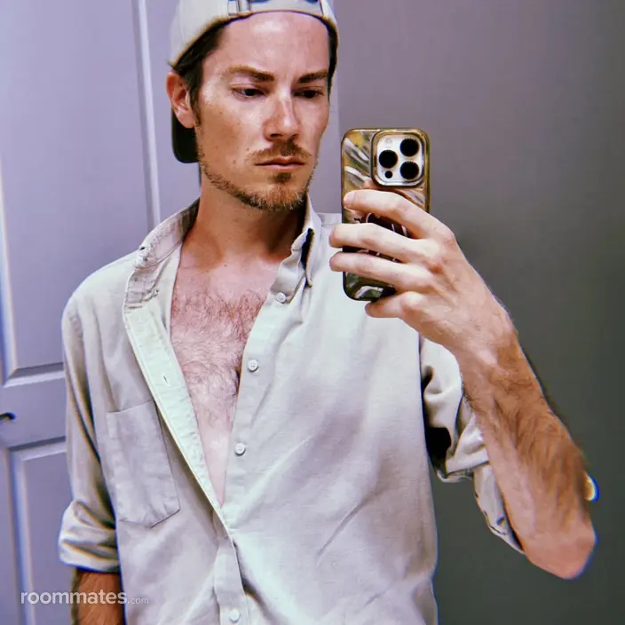 Roommate looking Ashburn, VA, $1500