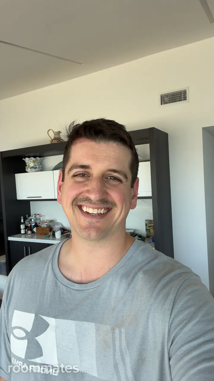 Profile photo 8 of 8