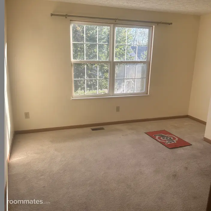 Room for rent in Reynoldsburg, OH $800, house