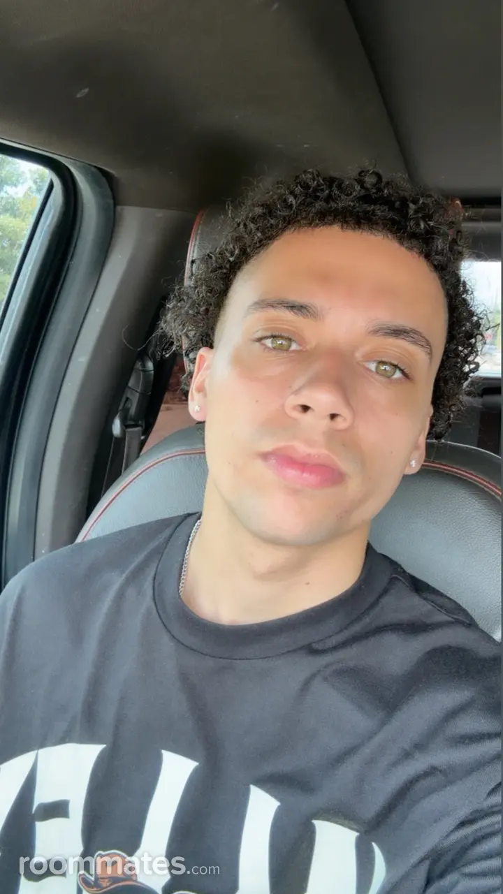 Profile photo 3 of 5