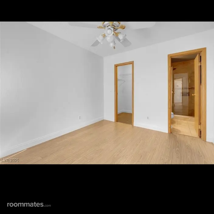 Room for rent in Henderson, NV $750, townhouse