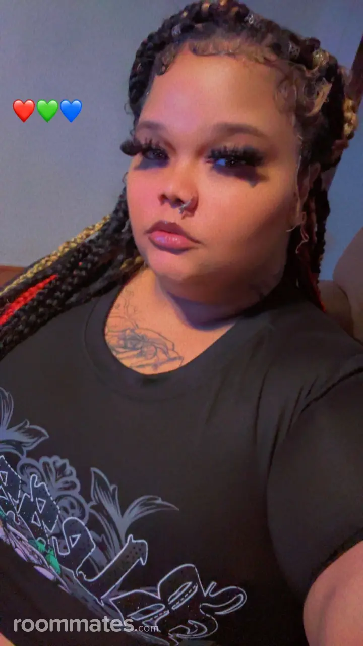 Profile photo 11 of 12