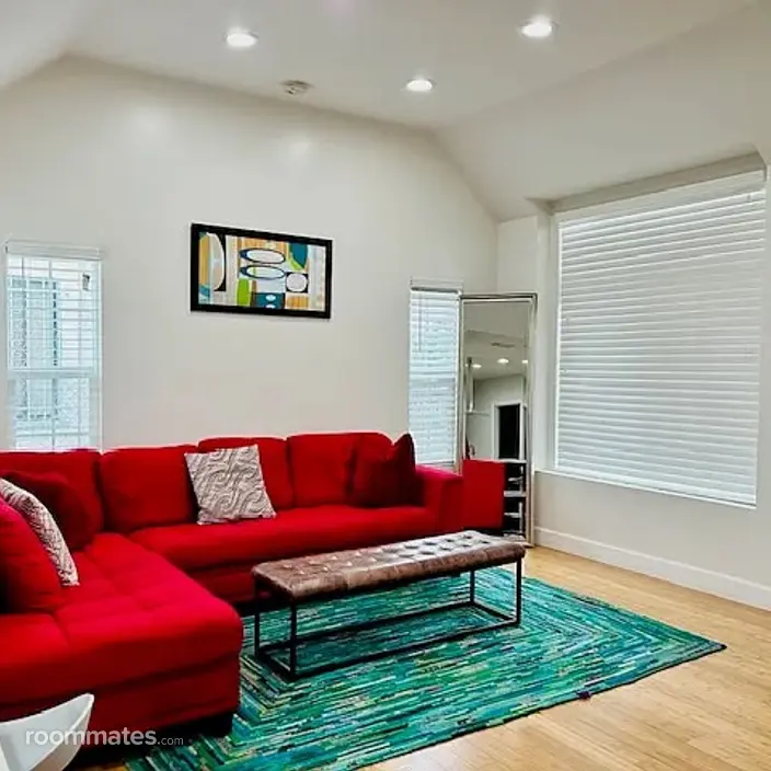 Room for rent in Los Angeles, CA $950, townhouse