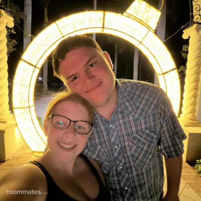 Roommate looking Palm City, FL, $600