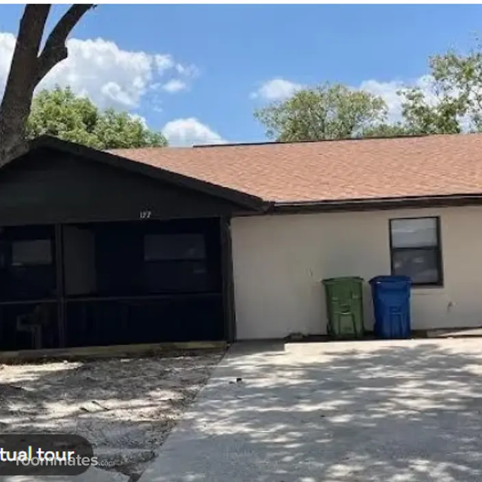 Room for rent in Winter Haven, FL $750, house