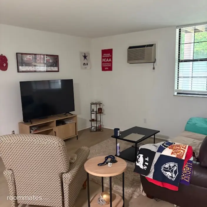 Room for rent in Cincinnati, OH $650, apartment