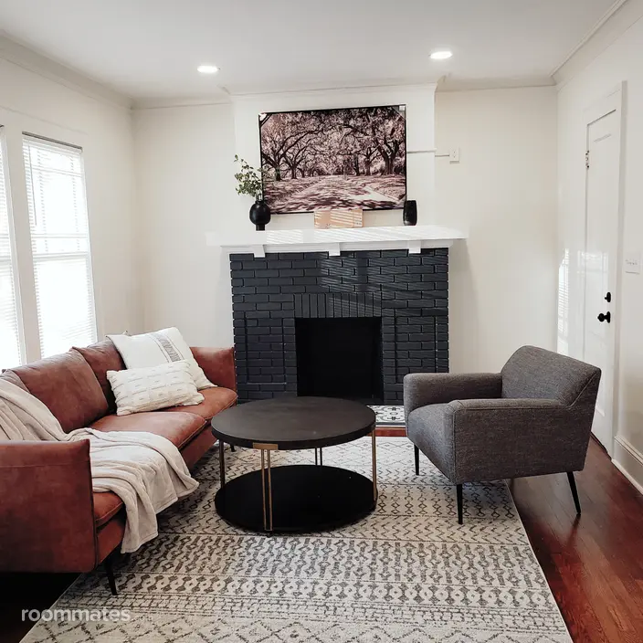 Room for rent in Atlanta, GA $900, house