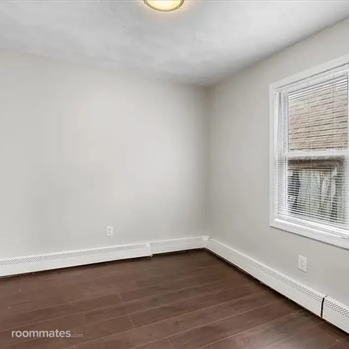 Room for rent in Woonsocket, RI $1000, apartment