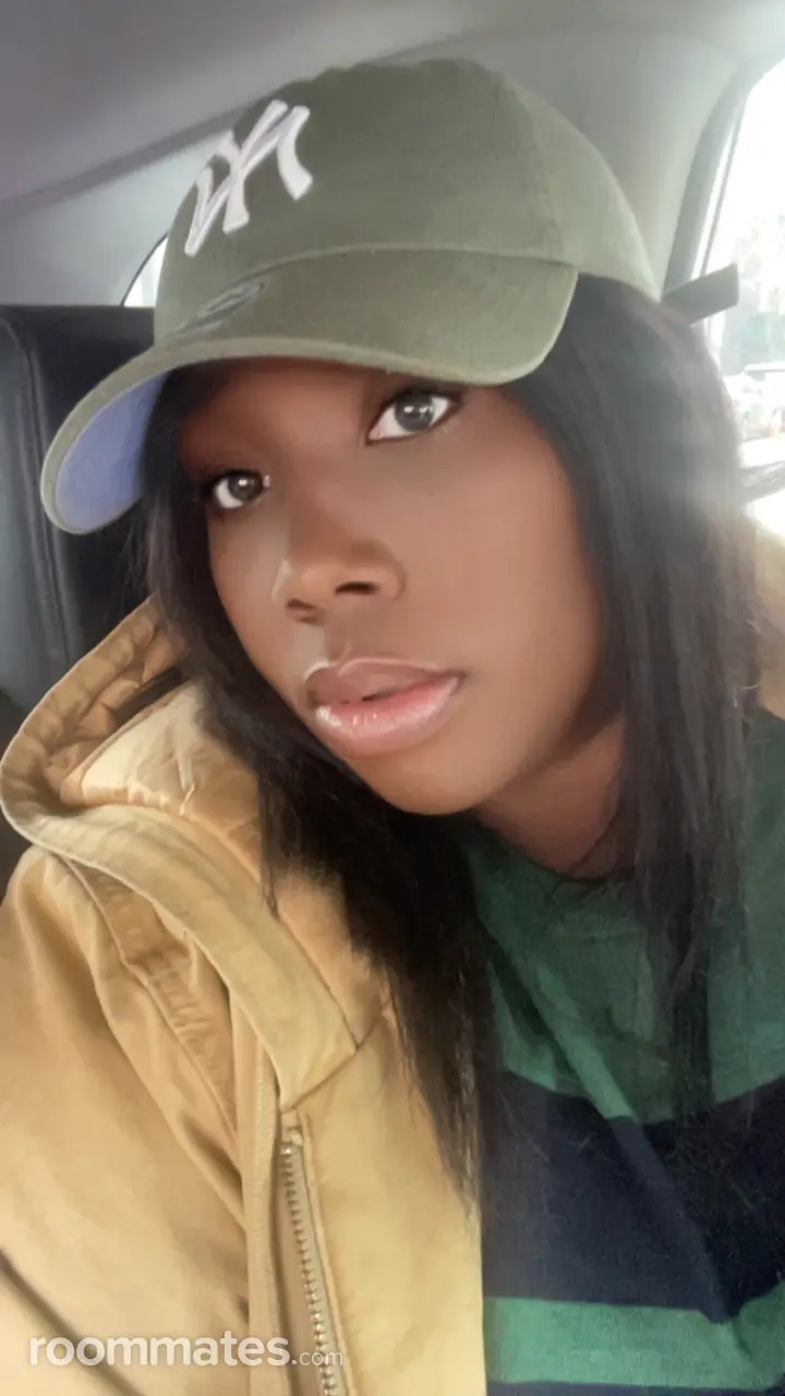 Profile photo 7 of 7