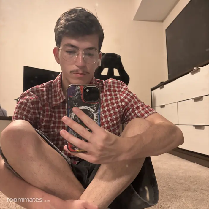 Roommate looking Orlando, FL, $1000