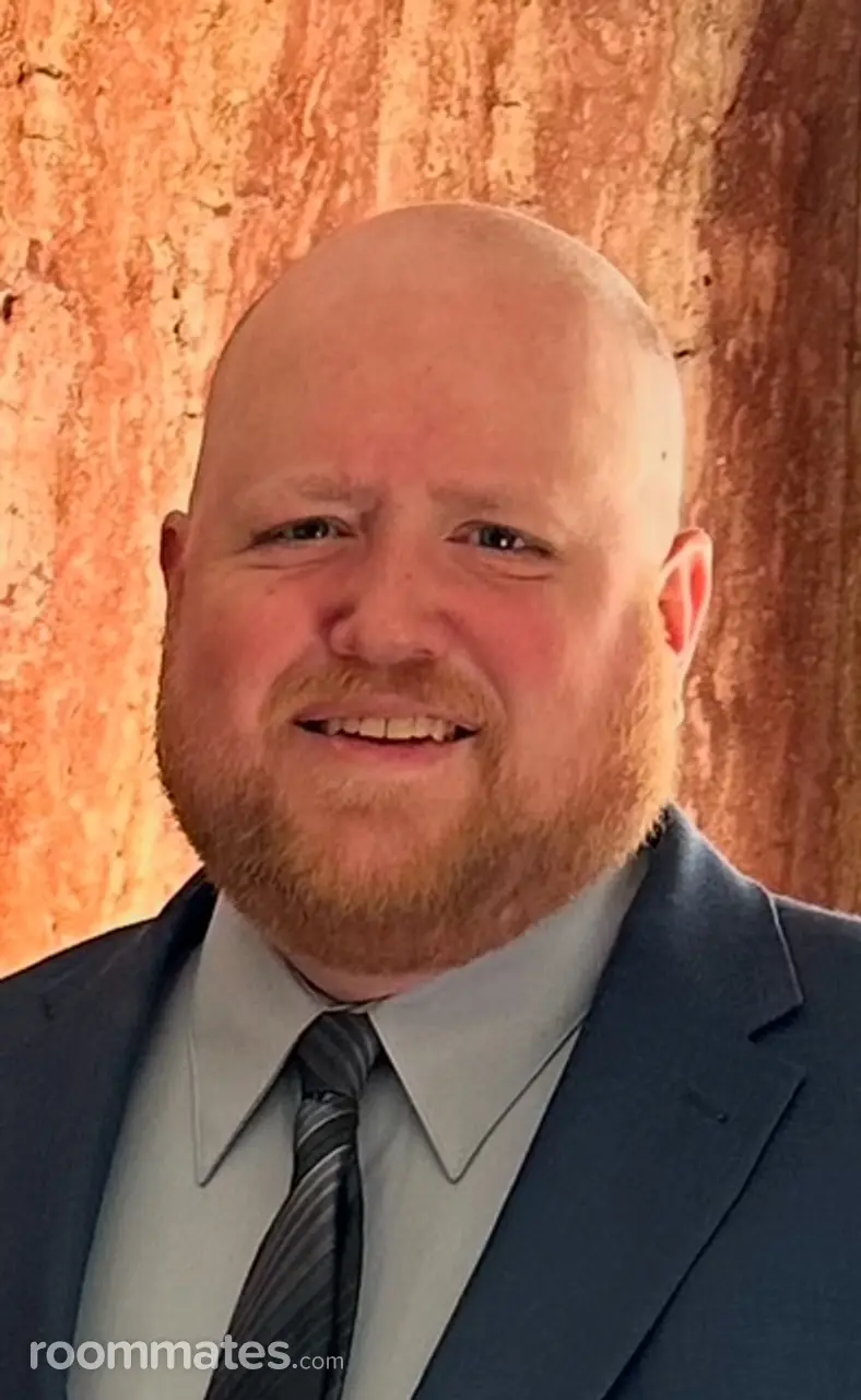 Profile photo 4 of 4