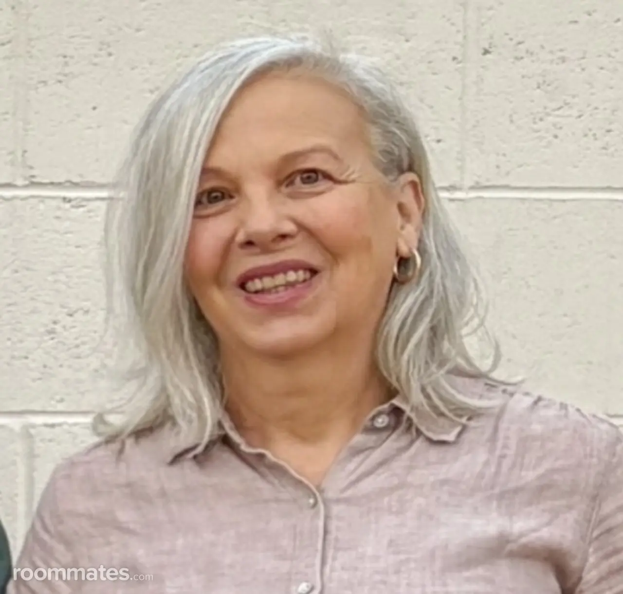 Profile photo 4 of 4