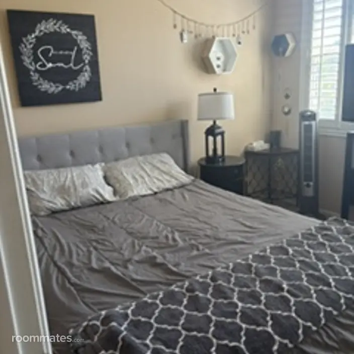 Room for rent in Aliso Viejo, CA $1350, house