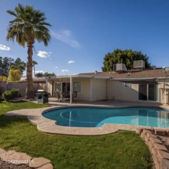 Room for rent in Phoenix, AZ $670, house